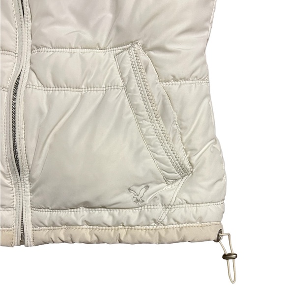 American Eagle Outfitters Women’s Puffer Vest - Cream - Sz. XS - Picture 4 of 6